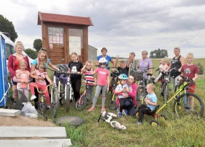 Rajd rowerowy Koła Gospodyń Wiejskich w Dębach